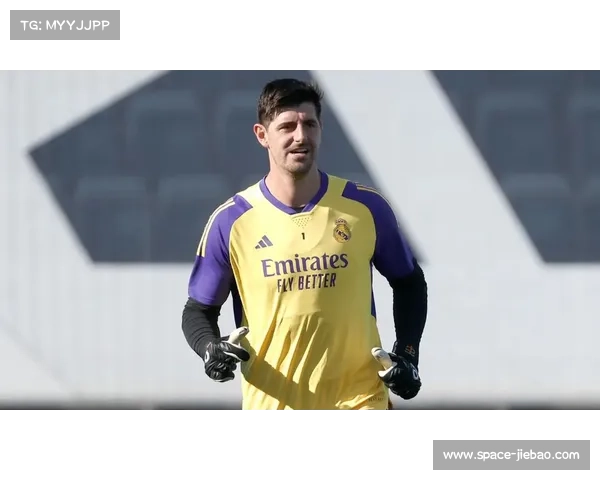 从重伤到复出，库尔图瓦重返皇马月度最佳候选